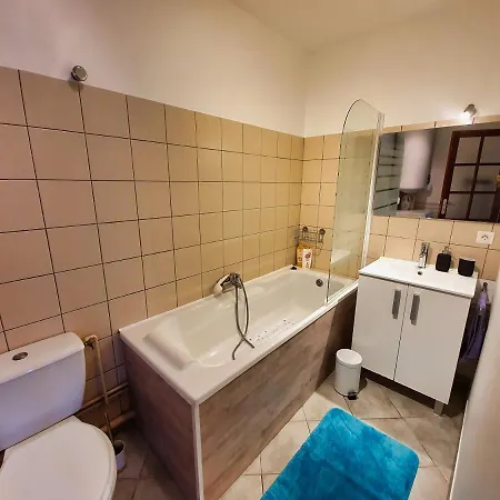 Idealement Situe, Spacieux Et Agreable, Parking Gratuit Et Classe 3 Etoiles Apartmán Mende