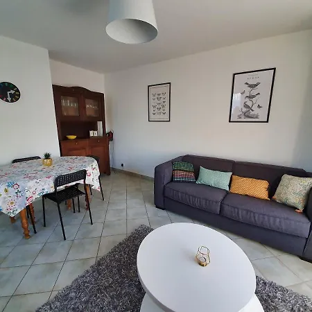 Idealement Situe, Spacieux Et Agreable, Parking Gratuit Et Classe 3 Etoiles