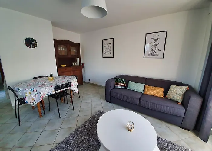 Idealement Situe, Spacieux Et Agreable, Parking Gratuit Et Classe 3 Etoiles